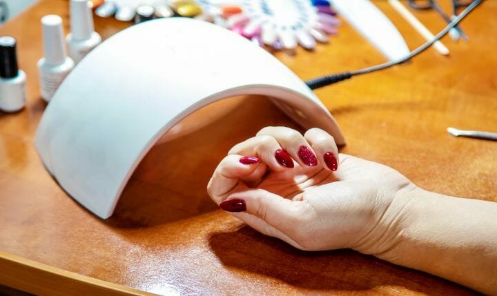 Best UV Nail Lamp for Home Use
