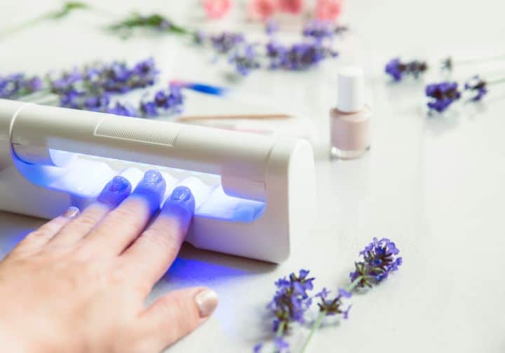 Best UV Nail Lamp for Home Use