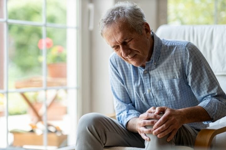How To Prevent Knee Pain In Old Age