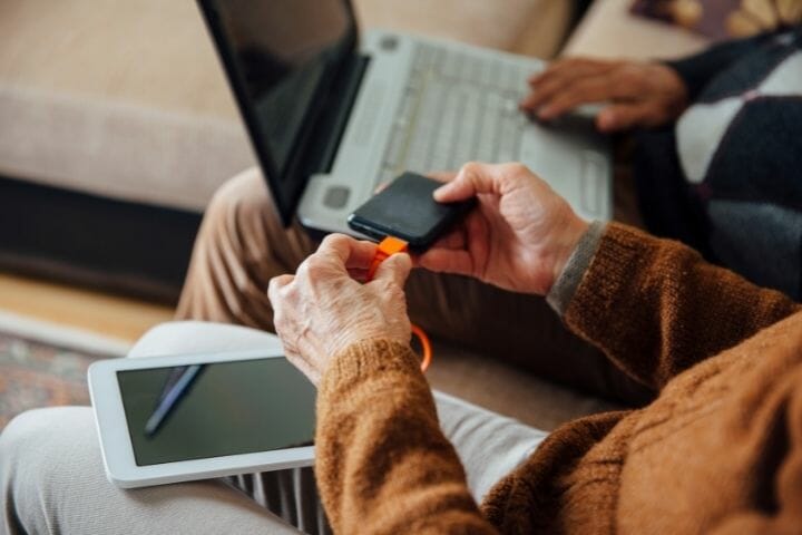 Guide to Helping Seniors with Technology