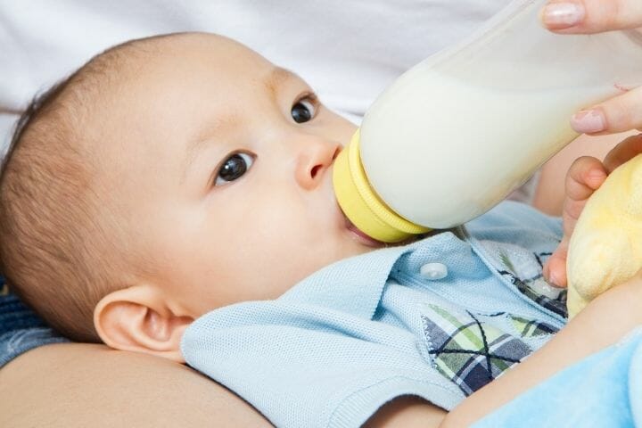 Ways To Stop Caregivers From Overfeeding Your Breastfed Baby