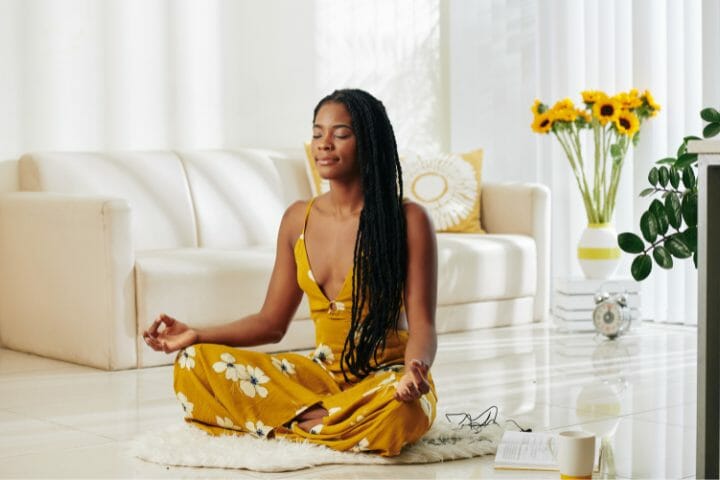 Can Meditation Cure Depression? 4 Ways Meditation Can Help You Deal With Depression