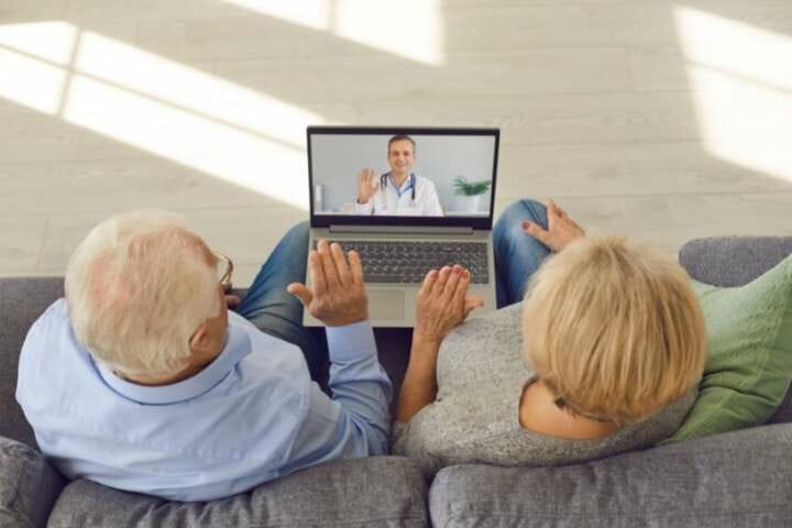 elderly couple online consultation